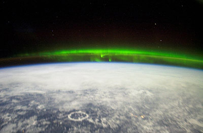 Aurora borealis von der Raumstation ISS aus gesehen.
