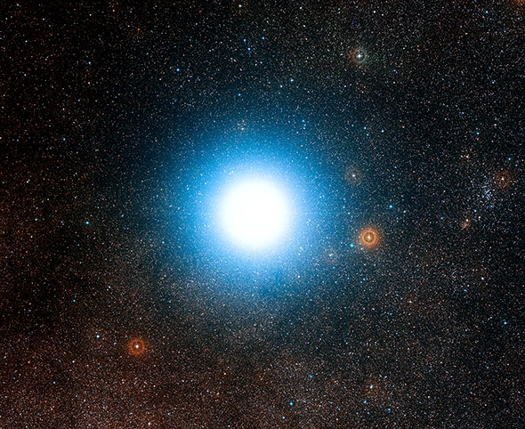 Licht im Kosmos - hier der helle Schein von Alpha Centauri