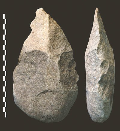 Steinwerkzeug datiert