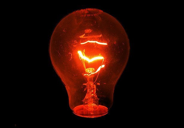 Kommt die Wiederauferstehung der Glühbirne? - Neue Technik könnte  Lichtausbeute von Glühlampen auf rund 40 Prozent steigern 