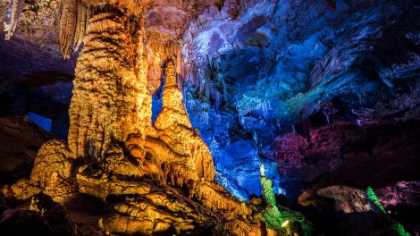 Shennong-Höhle