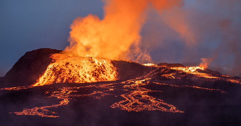 Wulkan na Islandii zaskakuje wulkanologów – erupcja Vajradalsvilla ujawnia wyjątkową zmianę „w locie”