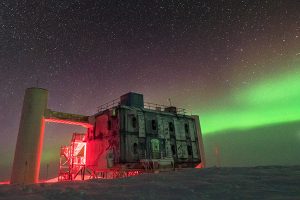 IceCube-Neutrino-Detektor am Südpol